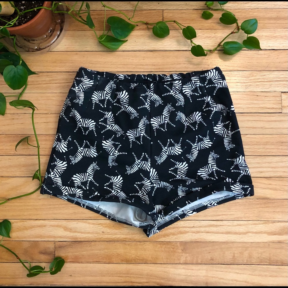 FREE ADD-ON | High Waisted Shorts